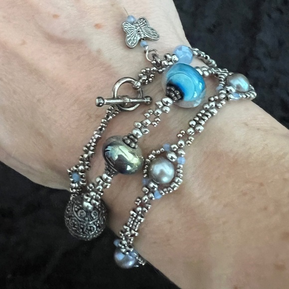 Curated Jewelry Set #20 - Wrap Bracelet, Earrings *blue/lavender/silver/gray - Picture 4 of 8